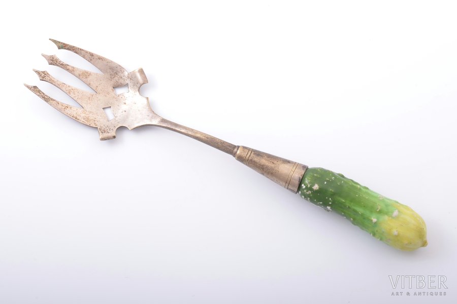 salad serving fork, "Cucumber", Plewkiewicz, Warszawa, porcelain, silver plated, Russia, Congress Poland, the border of the 19th and the 20th centuries, 27.2 cm