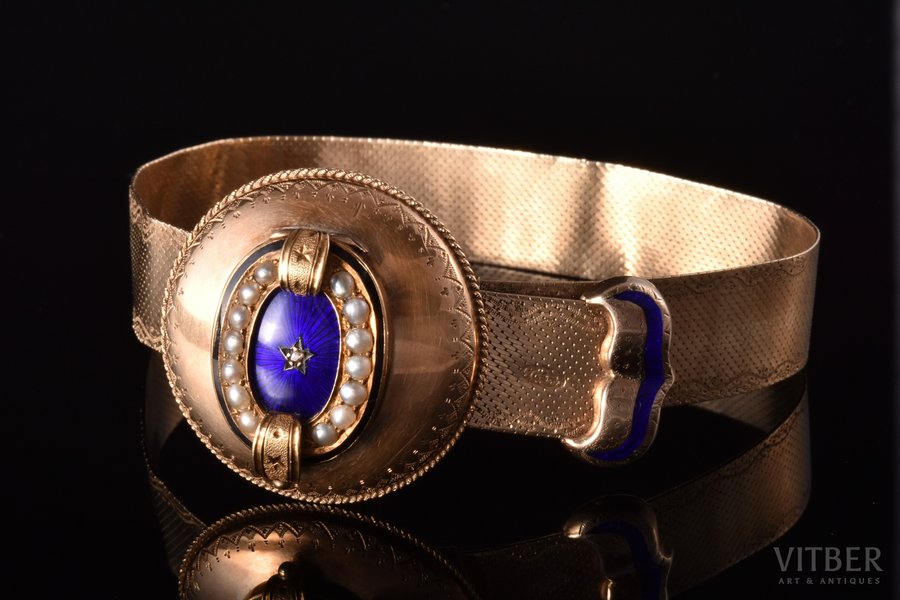 a bracelet, with opening medallion, gold, enamel, 56 ПТ standard, 40.71 g., pearl, diameter of medallion 3.4 cm, bracelet width 1.4 cm, adjustable length