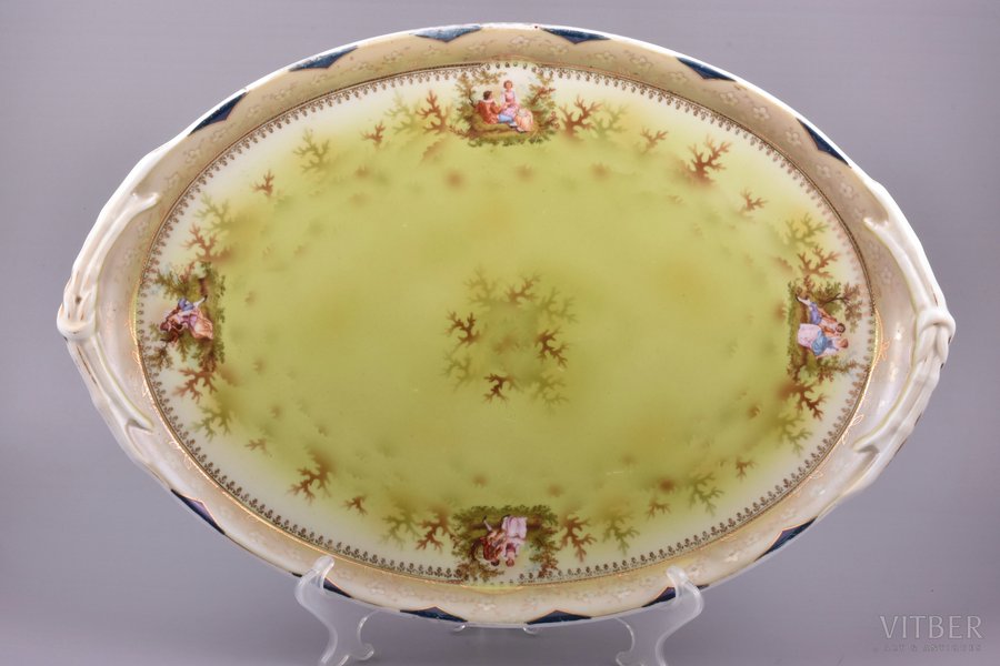 tray, romantic scene, porcelain, Gardner porcelain factory, Russia, the 2nd half of the 19th cent., 47 x 32 cm
