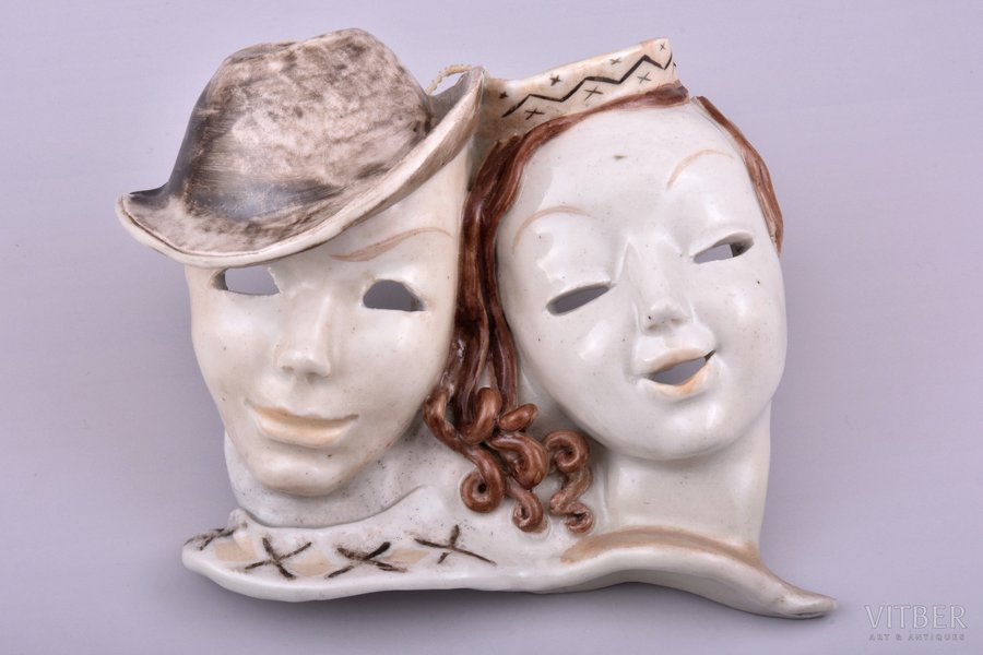 figurine, wall decor, Traditional motif (Masks), porcelain, USSR, Latvia, sculpture's work, the 50ies of 20th cent., 15.3 x 14 cm, sculptor's initials E.G., restoration of the lower right corner, micro chip on the hat