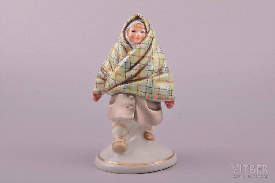 figurine, Girl with headscarf, porcelain, Riga (Latvia), USSR, Riga Ceramics Factory, handpainted by Mirdza Januza, 1941-1947, 15 cm
