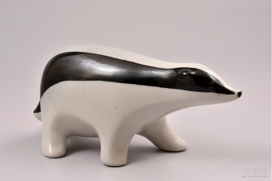 figurine, Badger, porcelain, Riga (Latvia), USSR, Riga porcelain factory, molder - Aina Mellupe, the 60ies of 20th cent., 14 x 5.2 cm, second grade