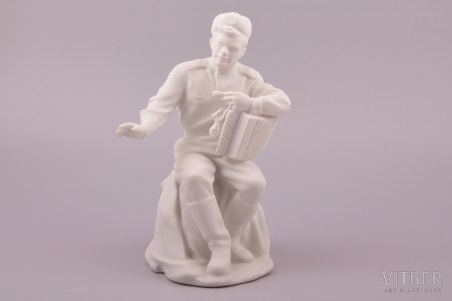 figurine, soldier Tyorkin, bisque, Riga (Latvia), USSR, Riga porcelain factory, molder - Prokopy Dobrynin, the 50ies of 20th cent., 20.5 cm