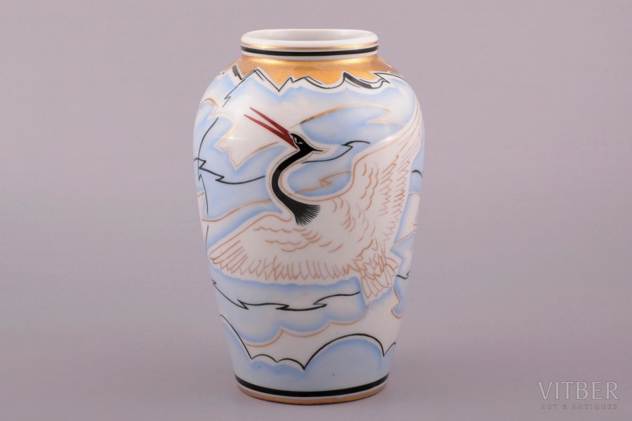 vase, Cranes, porcelain, Burtnieks manufactory, sketch by Sigismunds Vidbergs, Riga (Latvia), 1929-1939, 16.3 cm, premium (GOLD MARK) grade
