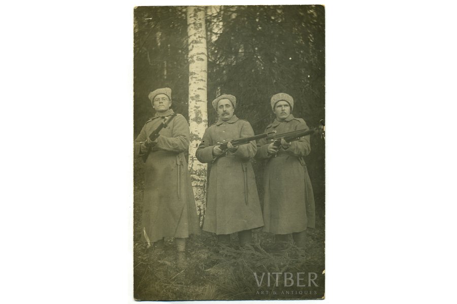 photography, group of soldiers with Arisaka Type rifles, Russia, beginning of 20th cent., 13,8x8,8 cm