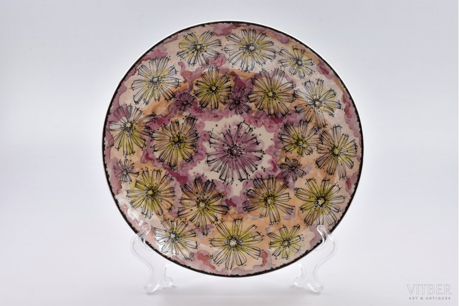 decorative plate, Flower motif, porcelain, sculpture's work, sketch by Ilga Dreiblate, Riga (Latvia), USSR, 1974, Ø = 22 cm