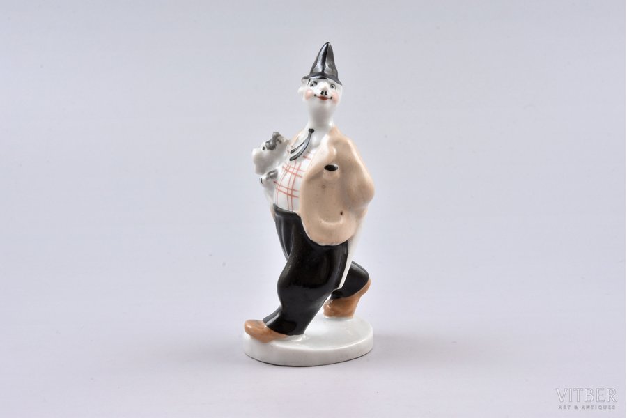 figurine, clown Karandash with Klyaksa dog, porcelain, USSR, artel "Progress", molder - A. G. Traugot, the 50ies of 20th cent., 11 cm