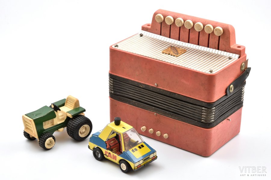 set of 3 toys: accordion "Malysh", tractor "Petrushka", traffic police (ГАИ) car, USSR