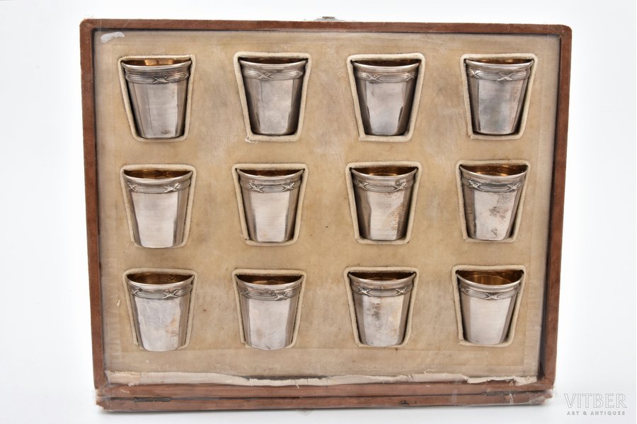 set of 12 beakers, silver, 950 standard, 102.05 g, h 4 cm, France