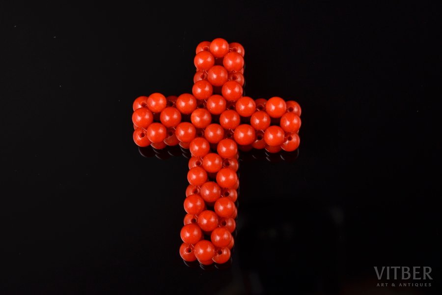 a cross, Sard coral, top class, 4.62 g., the item's dimensions 3.6 x 2.7 x 0.8 cm, coral