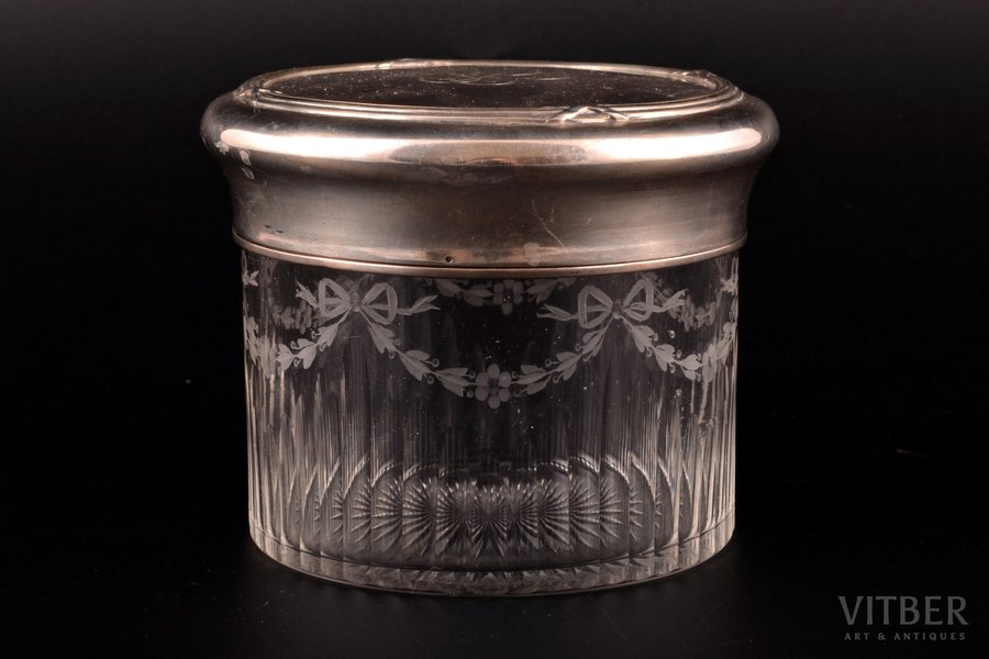 case, silver, 950 standard, weight of silver lid 132.65, glass, Ø 10.8 cm, h 8.7 cm, France