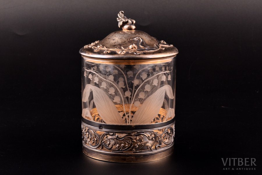 case, silver, floral motif, 950 standard, eweight of silver lid 52.75, gilding, Ø 8.5 cm, h 12 cm, France