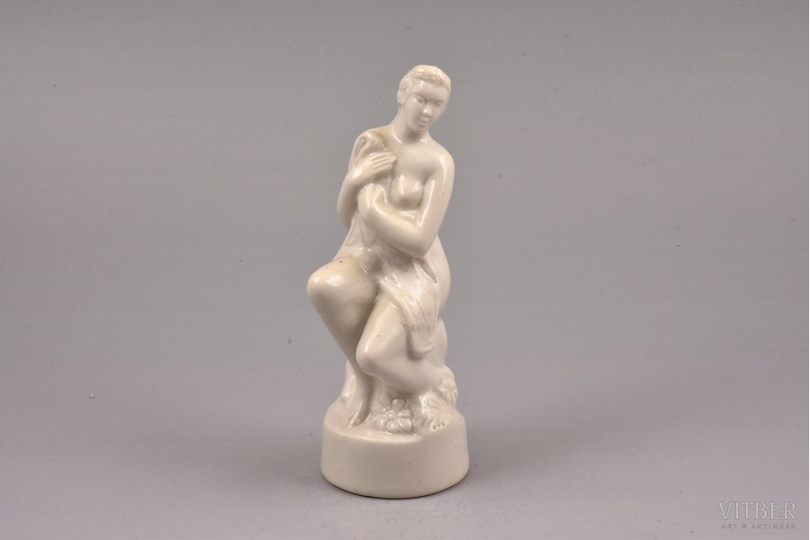 figurine, sitter, porcelain, Riga (Latvia), USSR, sculpture's work, molder - Martins Zaurs, the 50ies of 20th cent., 14 cm, 32/50 sample