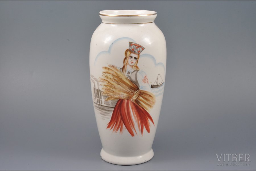 vase, "Folk girl", hand-painted, porcelain, sculpture's work, Riga Ceramics Factory, handpainted by Elizaveta Gegello (Malikova), Riga (Latvia), the 40ies of 20th cent., 21 cm