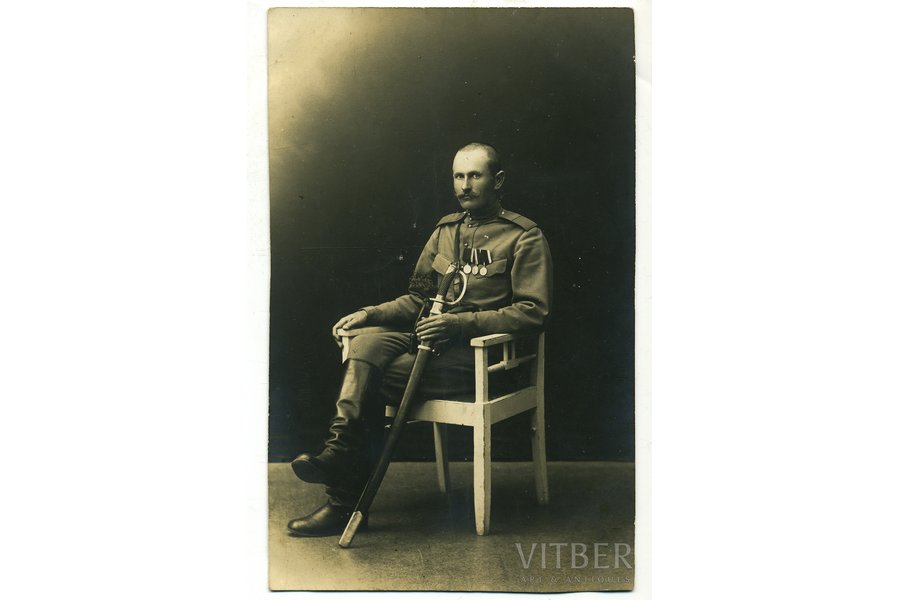 fotogrāfija, karavīrs ar apbalvojumiem, Krievijas impērija, 20. gs. sākums, 13,6x8,6 cm