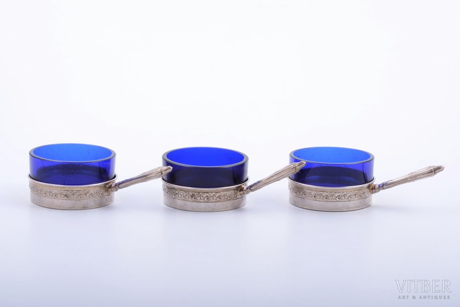set of cocottes, silver, 3 pcs., 950 standard, total weight of silver 70.60, with glass inner details, 3.4 x 11.5 x 6.4 cm, France