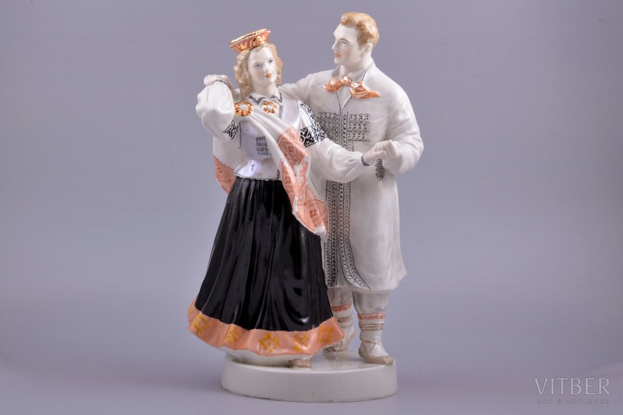 figurine, Folk dance, porcelain, Riga (Latvia), USSR, Riga porcelain factory, molder - Zina Ulste, 1954-1962, h 33 cm, first grade, black skirt