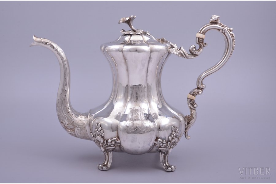 coffeepot, silver, 84 standard, 912.35 g, gilding, h 20.6 cm, by Carl Seipel, 1850, St. Petersburg, Russia