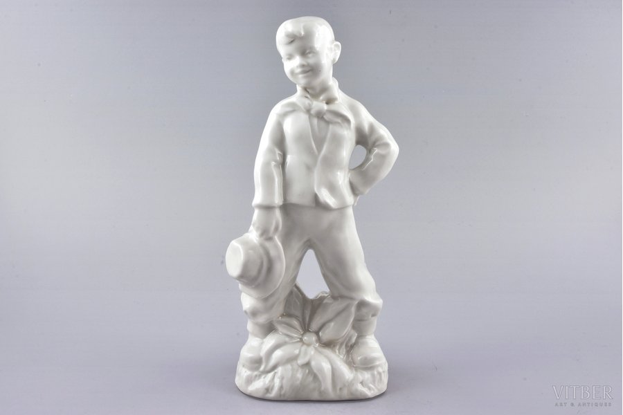 figurine, а Boy, porcelain, Riga (Latvia), USSR, sculpture's work, molder - Aldona Elfrida Pole-Abolina, the 50ies of 20th cent., 25 cm