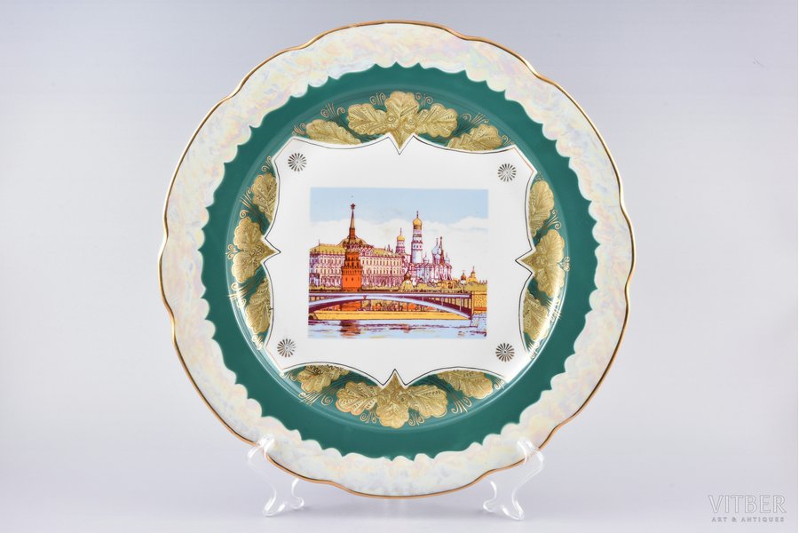 wall plate, "View of Moscow", porcelain, Dulevo, USSR, Ø 35.8 cm