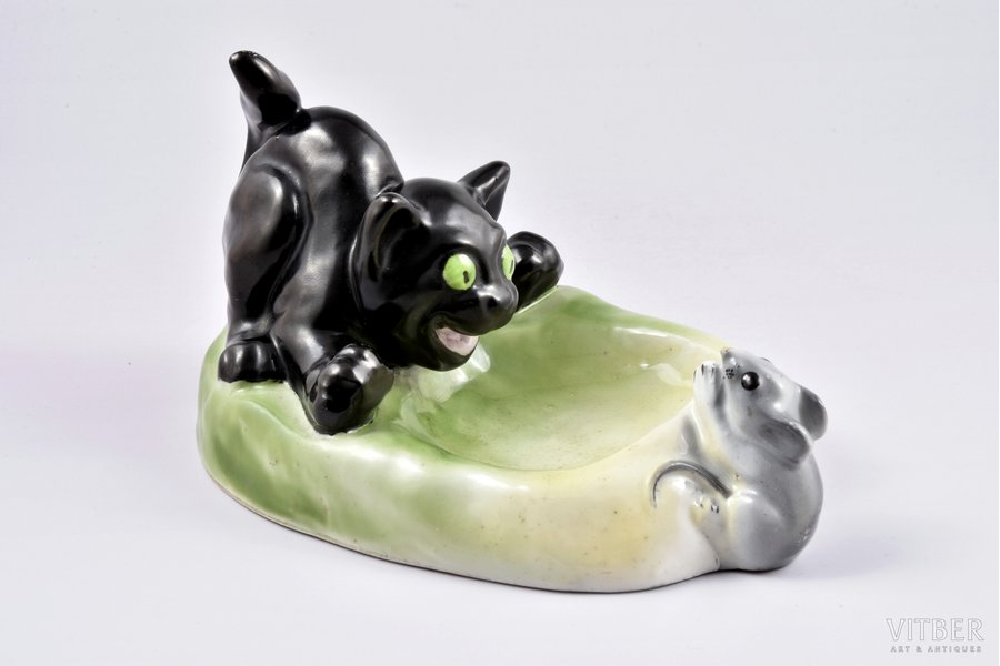 figurine, ashtray "A Cat and a Mouse", porcelain, Riga (Latvia), M.S. Kuznetsov manufactory, the 20-30ties of 20th cent., 17.6 x 12.6 x 9.8 cm, first grade