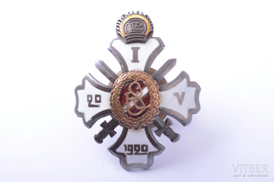 badge, 1st graduation of the Military school, silver, gold, enamel, Latvia, 20ies of 20th cent., 51 x 40.6 mm, 17.30 g, restoration of enamel