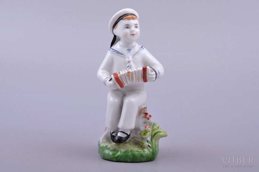 figurine, Sailor with accordion, porcelain, USSR, LFZ - Lomonosov porcelain factory, molder - Galina Stolbova, the 60ies of 20th cent., 13 cm, top grade