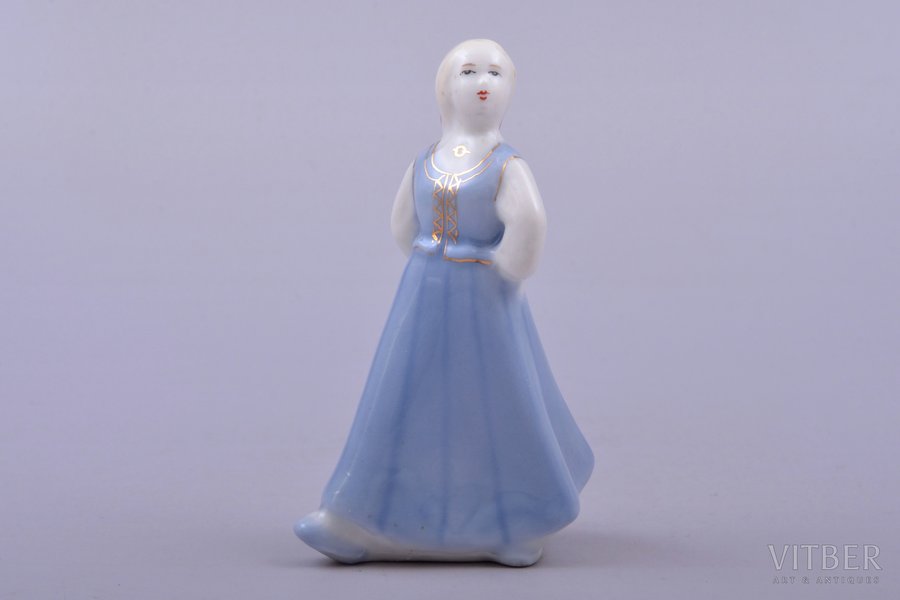 figurine, Folk dance (a Girl), porcelain, Riga (Latvia), Riga porcelain factory, molder - Beatrice Karklina, 1953-1962, 8.4 cm, first grade