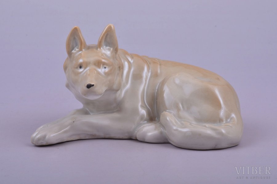 figurine, Dog, porcelain, Riga (Latvia), USSR, Riga porcelain factory, molder - Priedite, 1953-1962, h 5.8 cm, first grade