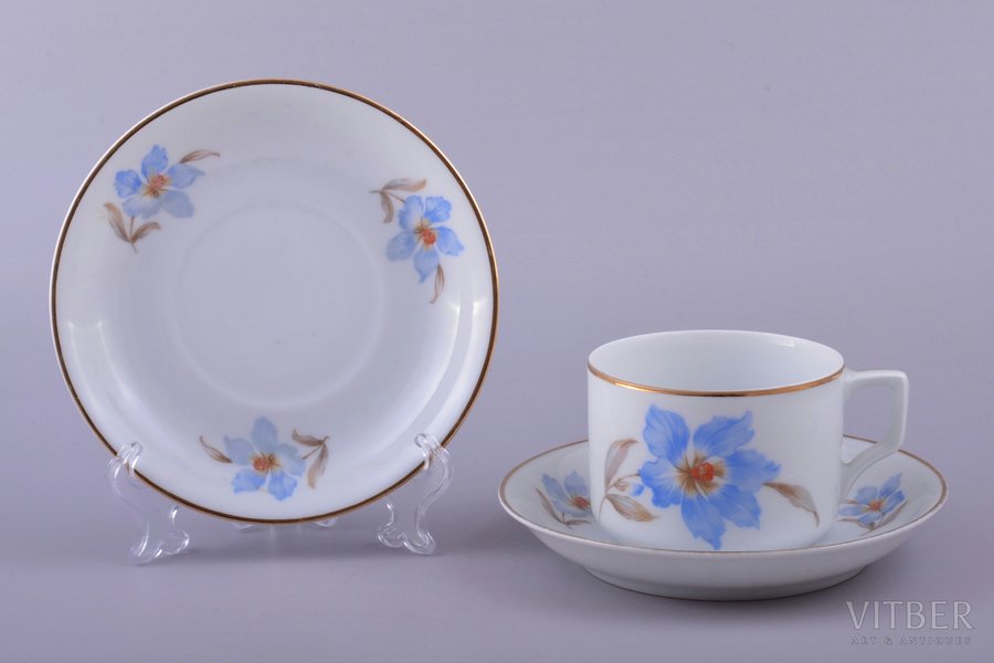 tea pair, with 2 saucers, porcelain, M.S. Kuznetsov manufactory, Riga (Latvia), 1934-1940, h (cup) 6 cm, Ø (saucer) 14.4 cm, third grade