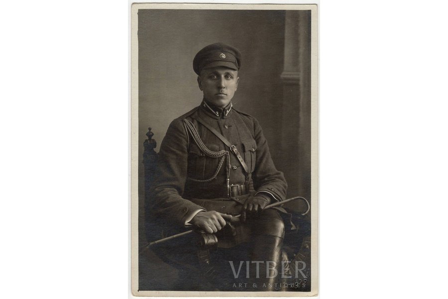 fotogrāfija, Latvijas armija, virsnieks, Latvija, 20. gs. 20-30tie g., 13.6 x 8.7 cm
