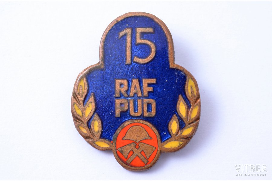 badge, RAF PUD 15, 28.5 x 23.1 mm