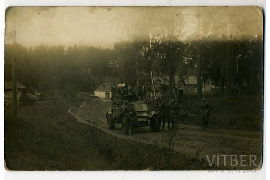 fotogrāfija, LA. Auto Tanku pulks, bruņumašīna "Sargs", Latvija, 20. gs. sākums, 13,8x8,8 cm