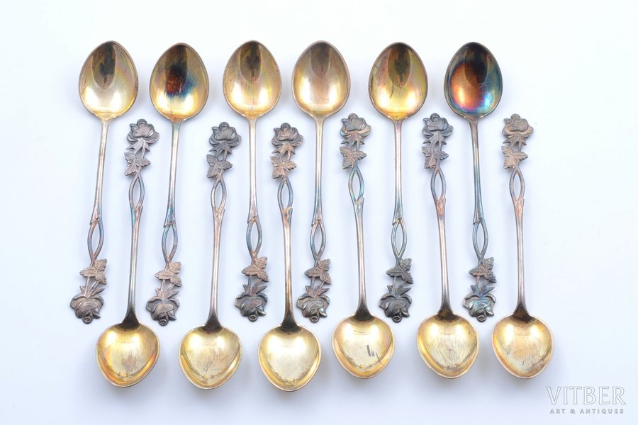 set of 12 teaspoons, silver, 830 standard, 117.10 g, gilding, 12.1 cm, Turku, Finland, in a box