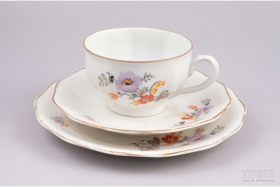 tea trio, porcelain, J.K. Jessen manufactory, Riga (Latvia), 1934-1940, Ø (small plate) 18.5 cm, Ø (plate) 15.5 cm, h (cup) 6 cm