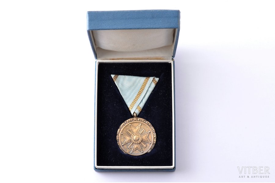 Знак Почёта к ордену Трёх Звёзд, 1-я степень, серебро, позолота, 875 проба, Латвия, 1924-1940 г., в футляре