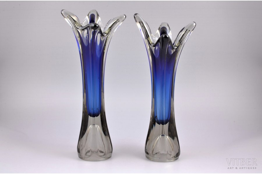 pair of vases, Līvāni Glass factory, Latvia, h 35.2 / 34.5 cm