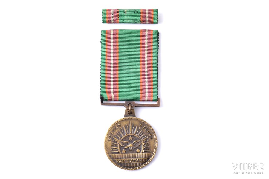 медаль, За заслуги, "Latvijas vanagi" (Латвийские ястребы), № 197, Латвия, 20е-30е годы 20го века, 40.7 x 35.7 мм