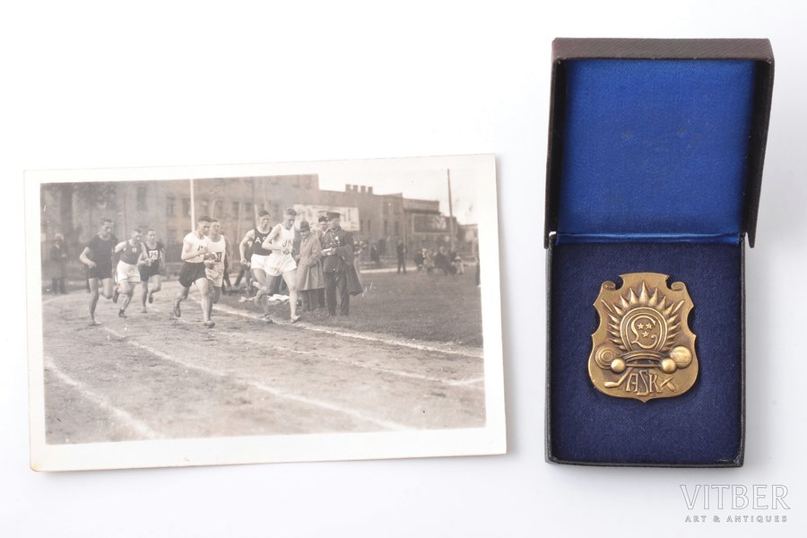 жетон, фотография, Армейский спортивный клуб, Латвия, 1935 г., 38.1 x 32.1 мм, в коробке