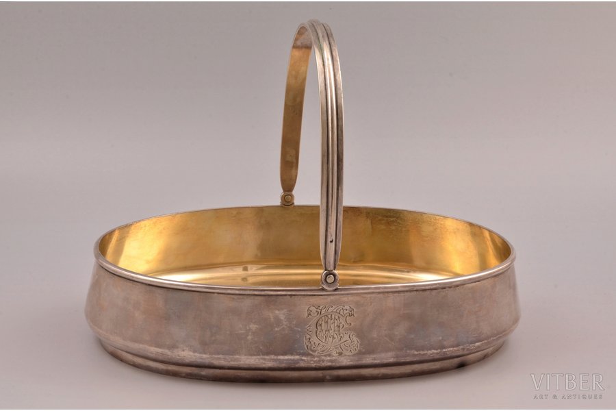 biscuit tray, silver, 84 standard, 766.55 g, gilding, 25.8 x 19 cm, h (with handle) 18.8 cm, 1875, St. Petersburg, Russia