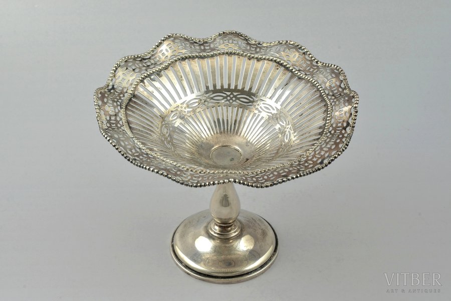 candy-bowl, silver, 830 standard, 109.20 g, Ø 14.7 cm, h 10.7 cm, Scandinavia, small defect on the edge