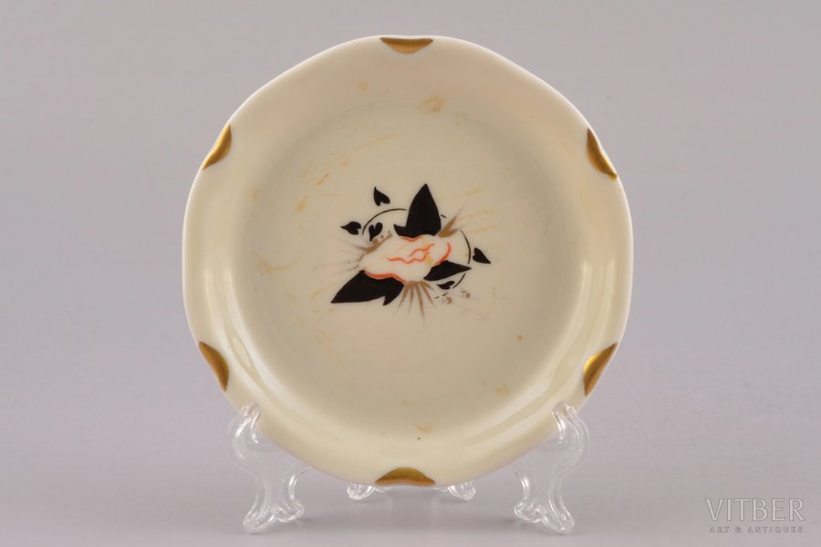 jam dish, porcelain, M.S. Kuznetsov manufactory, signed painter's work, handpainted by Beata Shenberga (Galickaya), Riga (Latvia), 1937-1940, Ø 8.5 cm, first grade