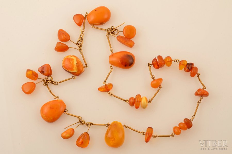 a necklace, 55.30 g., amber, l...