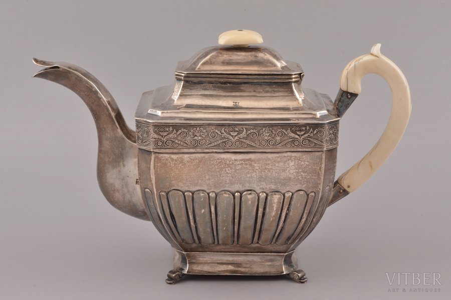 small teapot, silver, 84 standard, total weight of item 603.50, gilding, h 16.7 cm, 1838, Moscow, Russia