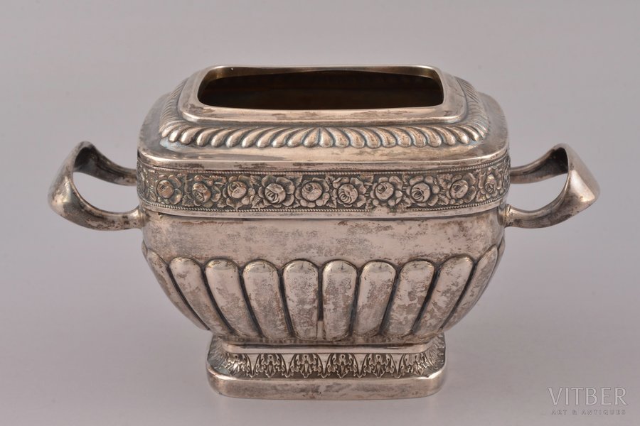 sugar-bowl, silver, 84 standard, 218.50 g, h 8.2 cm, 15.5 x 8.2 cm, by Matvey Grechushnikov, 1830, Moscow, Russia
