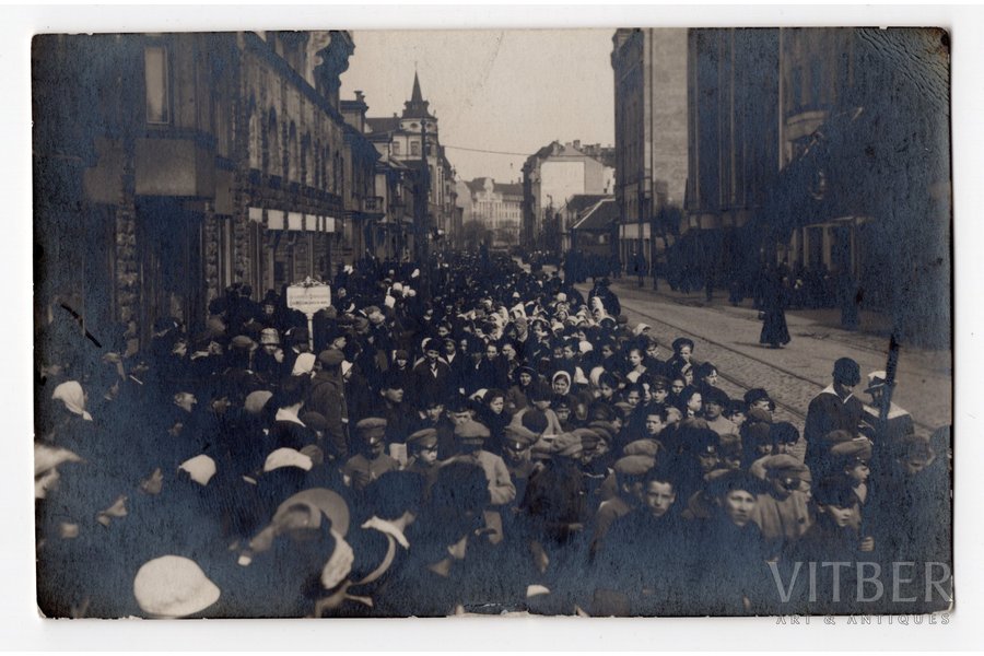 фотография, Рига, демонстрация 1 мая, Латвия, начало 20-го века, 13,6x8,6 см