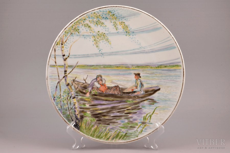 wall plate, "Traditional motif", porcelain, hand-painted, handpainted by Helena Krisone(?), Riga (Latvia), USSR, the 50ies(?) of 20th cent., Ø 31.2 cm