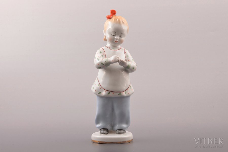 figurine, First counting, porcelain, USSR, LFZ - Lomonosov porcelain factory, molder - Galina Stolbova, the 50-60ies of 20th cent., h 19.5 cm