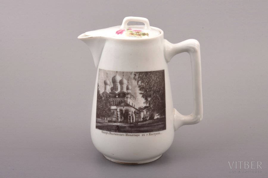 cream jug, "Ipatiev Monastery cathedral in Kostroma city", porcelain, M. S. Kuznetsov's fellowship in Moscow, Russia, 1889-1917, h 15.4 cm