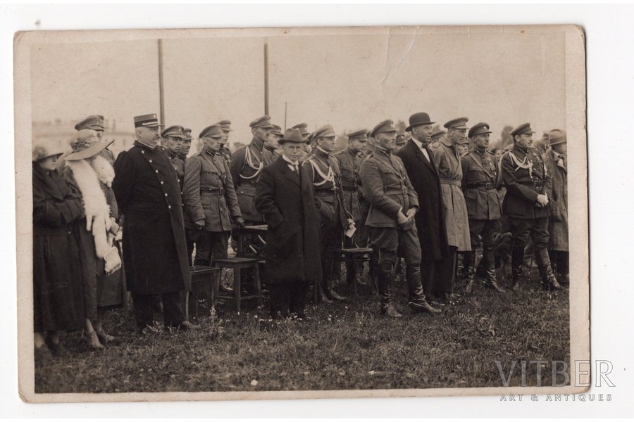 фотография, Лиепая, З. Мейеровиц (в центре), Латвия, 20-30е годы 20-го века, 13,3x8,6 см